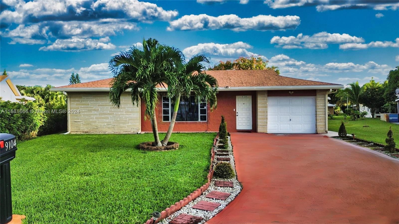 Real estate property located at 9104 72nd Ct, Broward, WESTWOOD COMMUNITY 4-A, Tamarac, FL