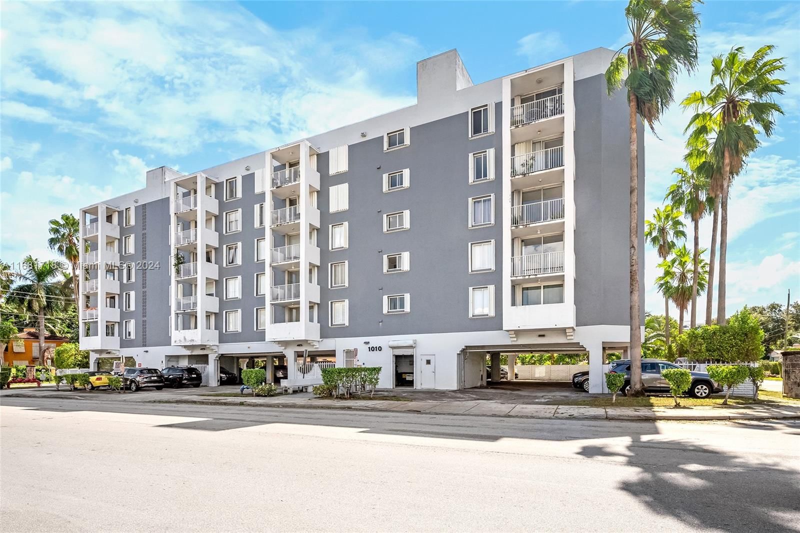 Real estate property located at 1010 11th St #507, Miami-dade, Aragon Plaza Condo, Miami, FL