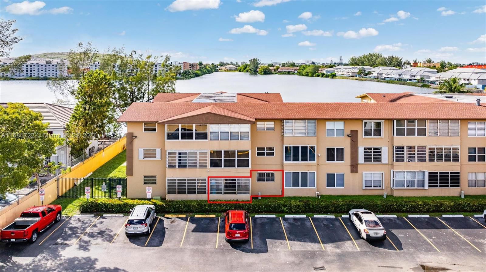 Real estate property located at 160 Royal Palm Rd #112, Miami-Dade, PALM SPRINGS GARDENS BLDG, Hialeah Gardens, FL