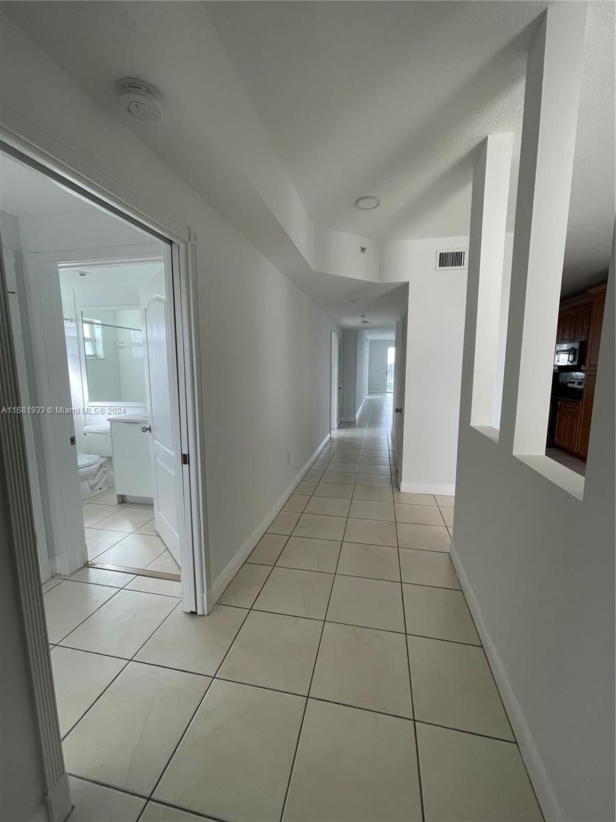 Real estate property located at , Miami-Dade, CAPTIVA CONDO B, Doral, FL