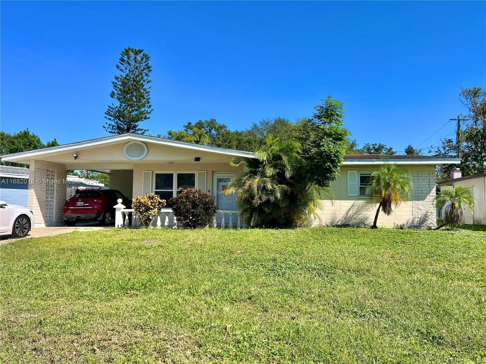 Real estate property located at 2825 Oak Lea DR, Volusia, OAK LEA VILLAGE, Other City - In The State Of Florida, FL