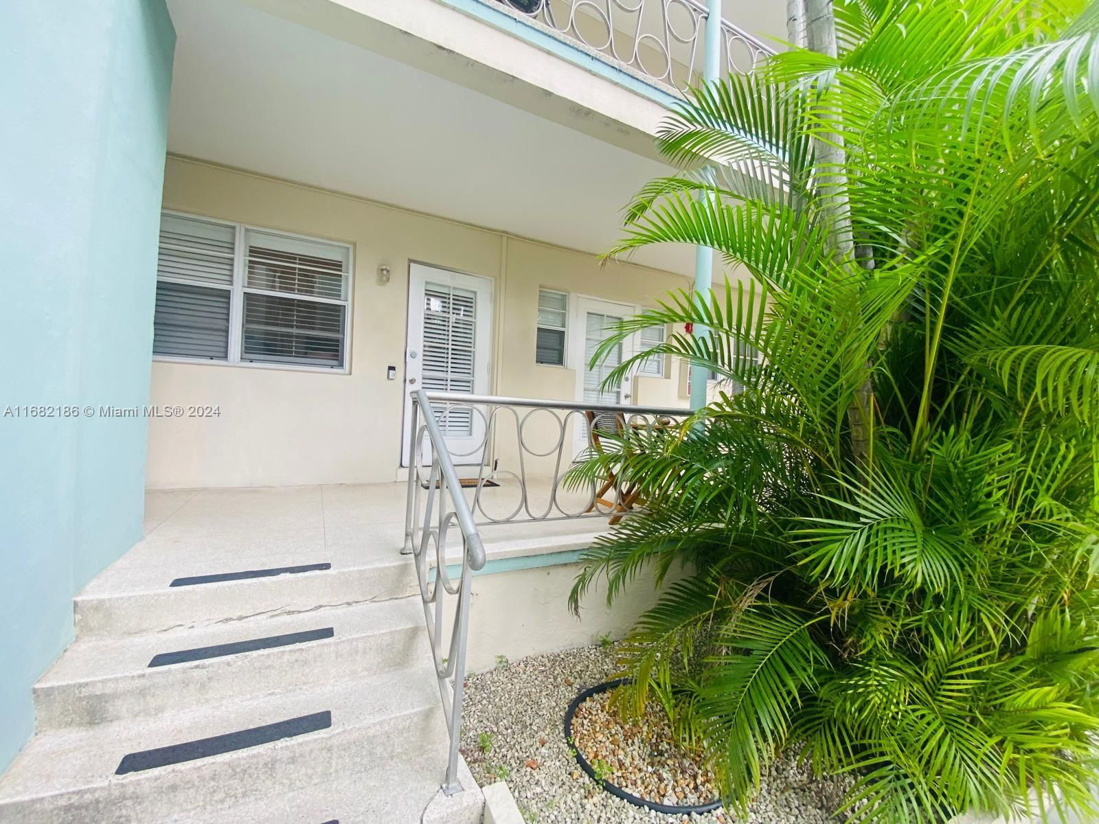 Real estate property located at 1755 Washington Ave #1B, Miami-Dade, WASHINGTON PARK CONDO, Miami Beach, FL