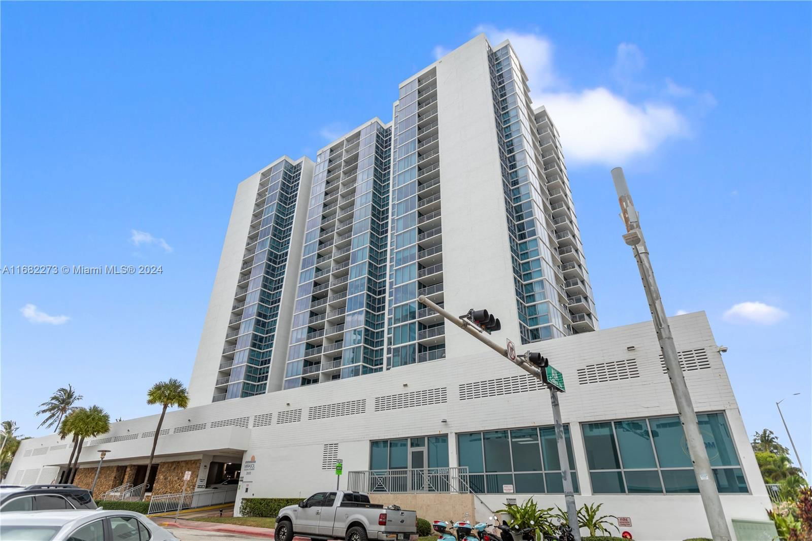 Real estate property located at 2655 Collins Ave #510, Miami-Dade, MIRASOL OCEAN TOWERS COND, Miami Beach, FL