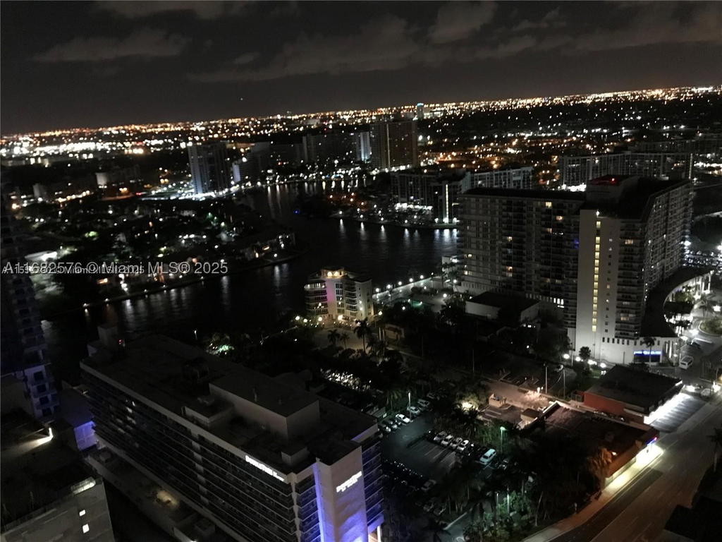 Real estate property located at 4111 Ocean Dr #1512, Broward, 4111 South Ocean Drive Co, Hollywood, FL