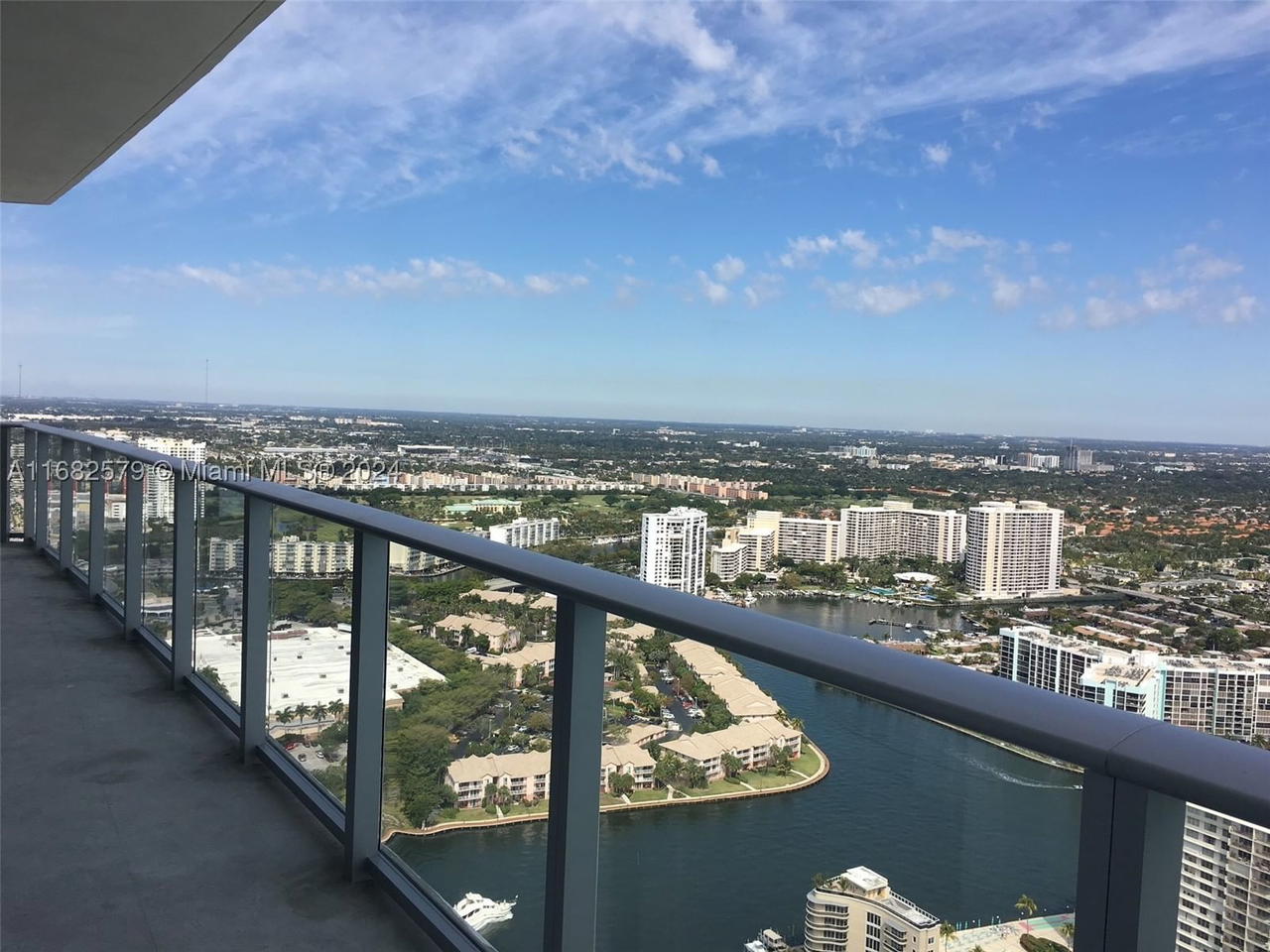 Real estate property located at 4111 Ocean Dr #2712, Broward, 4111 South Ocean Drive Co, Hollywood, FL