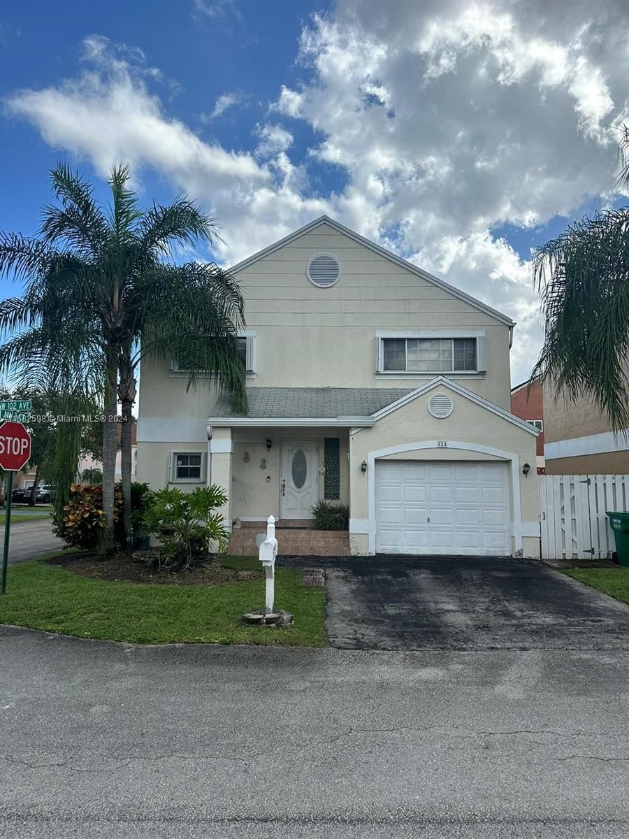 Real estate property located at 321 102nd Ave, Broward, CORAL LAKES, Pembroke Pines, FL