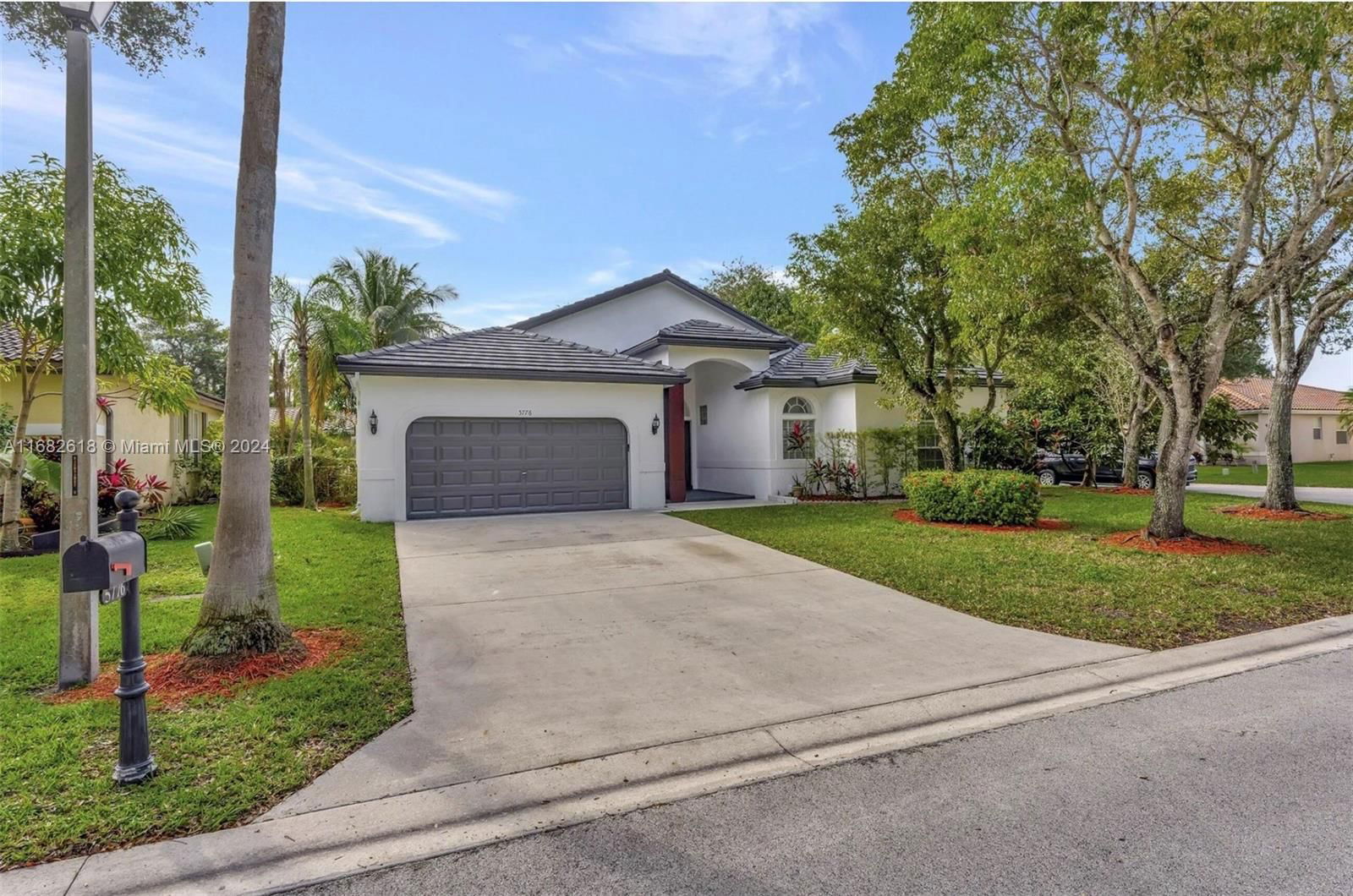 Real estate property located at 5776 56th Mnr, Broward, CORAL CREEK, Coral Springs, FL