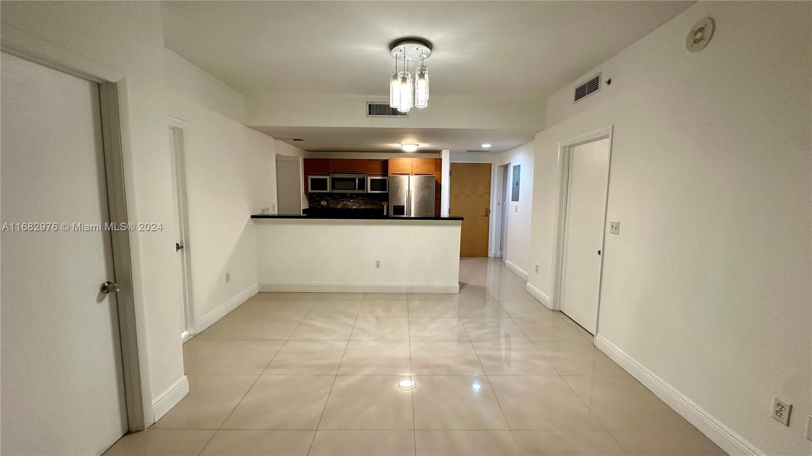 Real estate property located at 244 Biscayne Blvd #1210, Miami-Dade, VIZCAYNE NORTH CONDO, Miami, FL