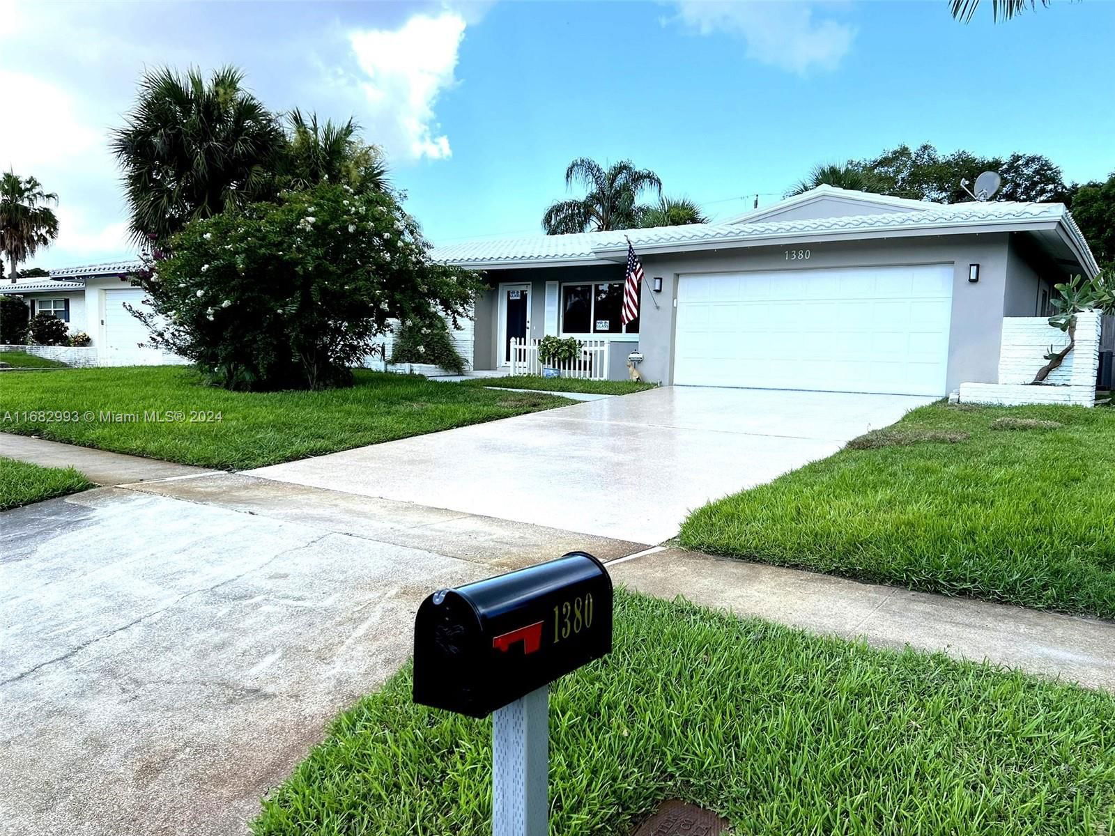 Real estate property located at 1380 Hercules Ave, Pinellas, IMPERIAL PARK UNIT 2, Clearwater, FL