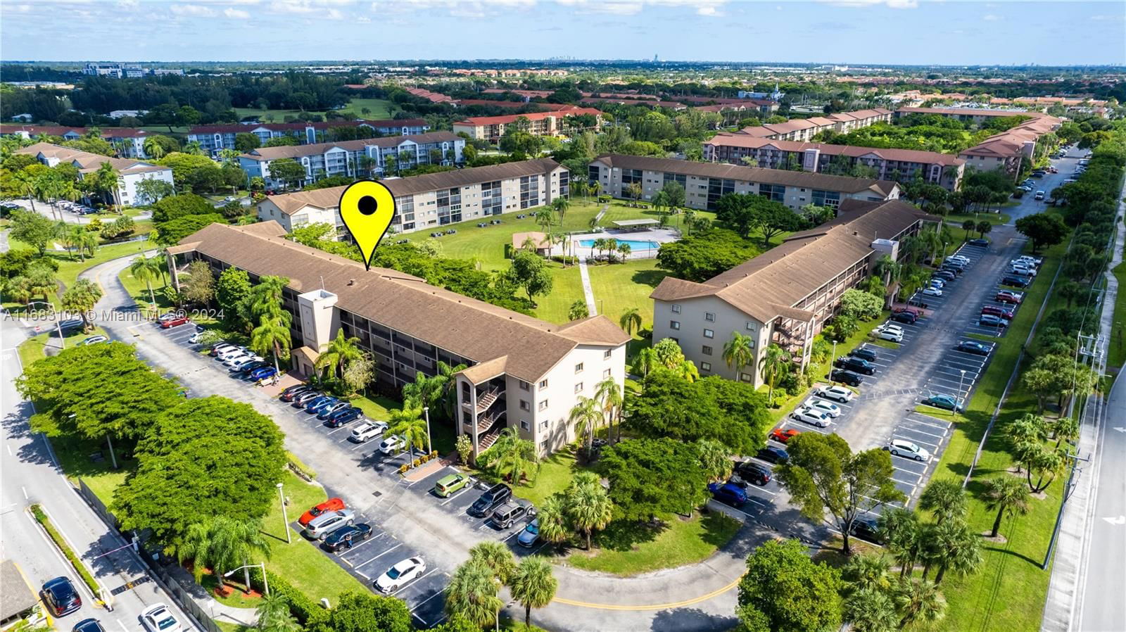 Real estate property located at 1601 128th Ter #305A, Broward, GARFIELD AT CENTURY VILLA, Pembroke Pines, FL