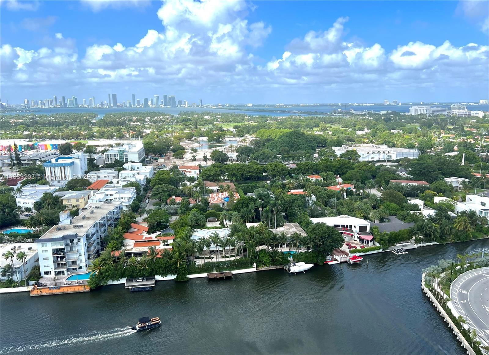 Real estate property located at , Miami-dade, Club Atlantis Condo, Miami Beach, FL