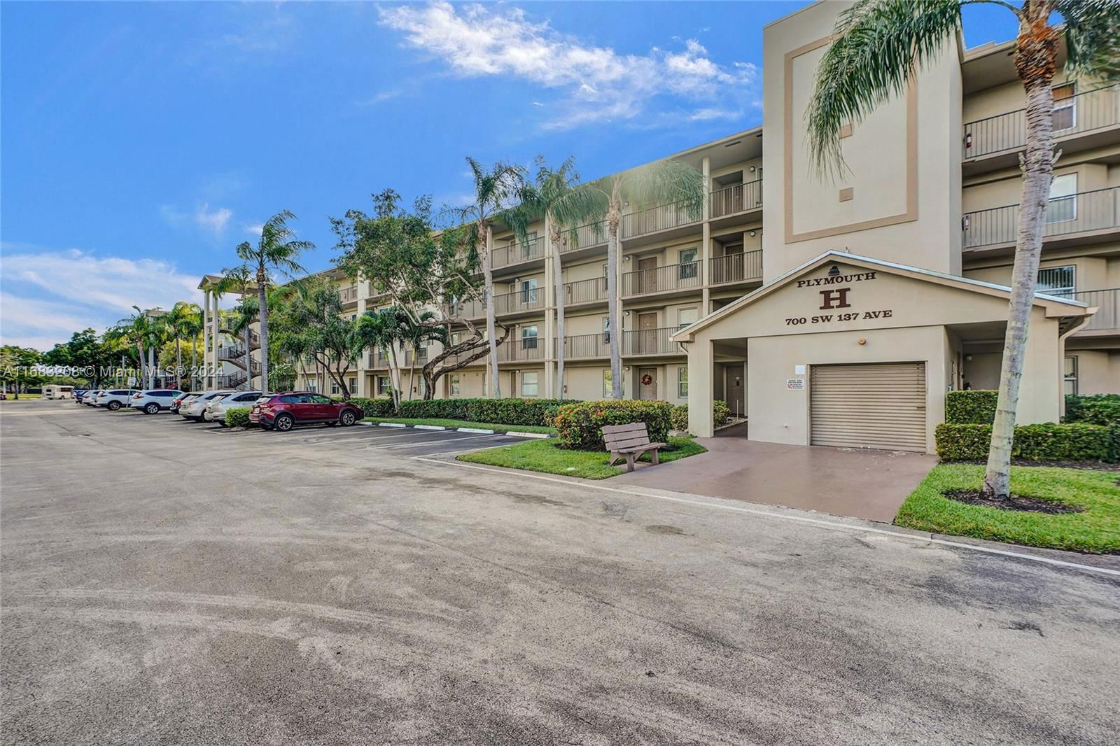 Real estate property located at 700 137th Ave #402H, Broward, PLYMOUTH AT CENTURY VILLA, Pembroke Pines, FL