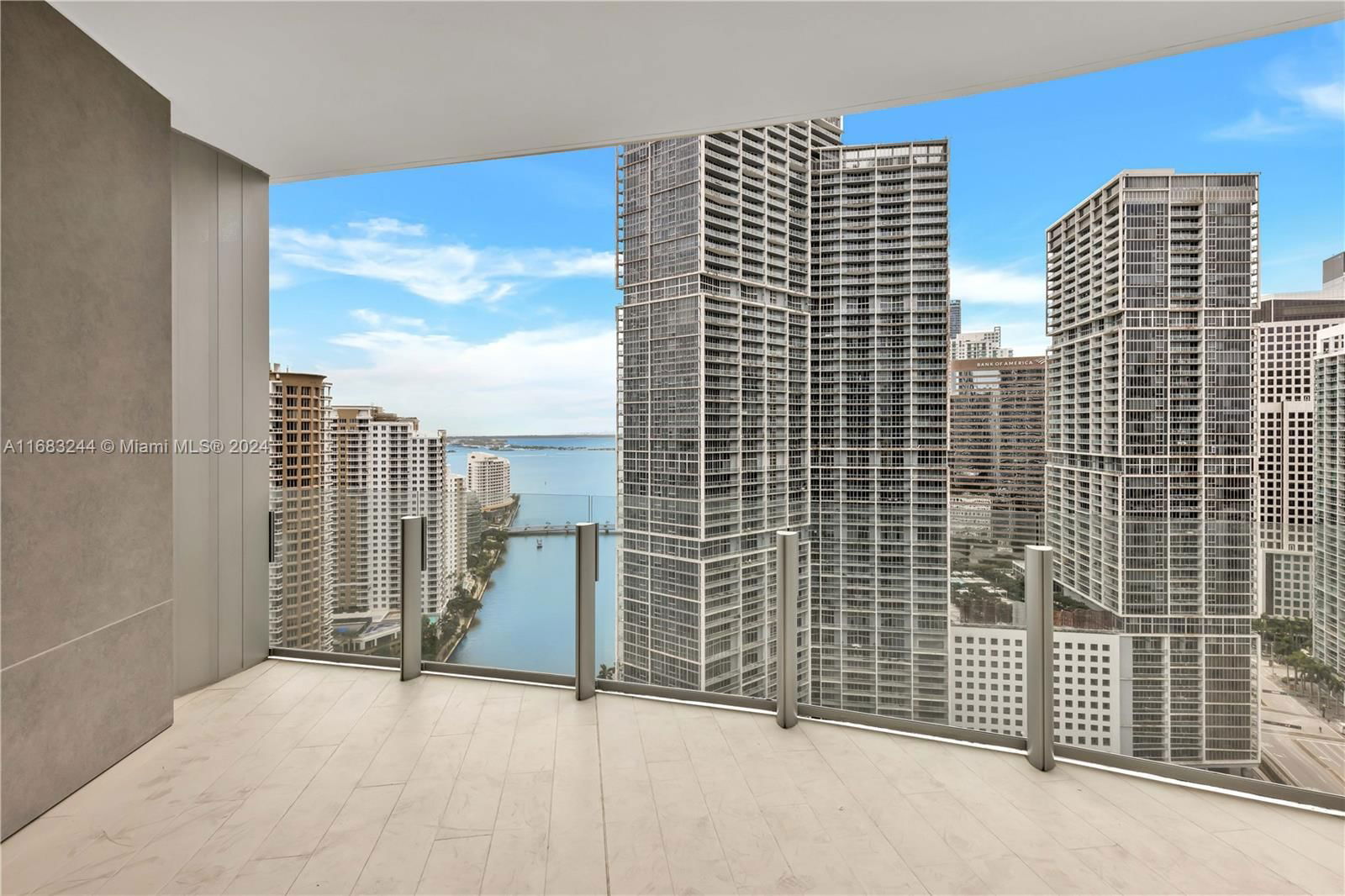 Real estate property located at 300 Biscayne Blvd way #2907, Miami-Dade, Aston Martin, Miami, FL