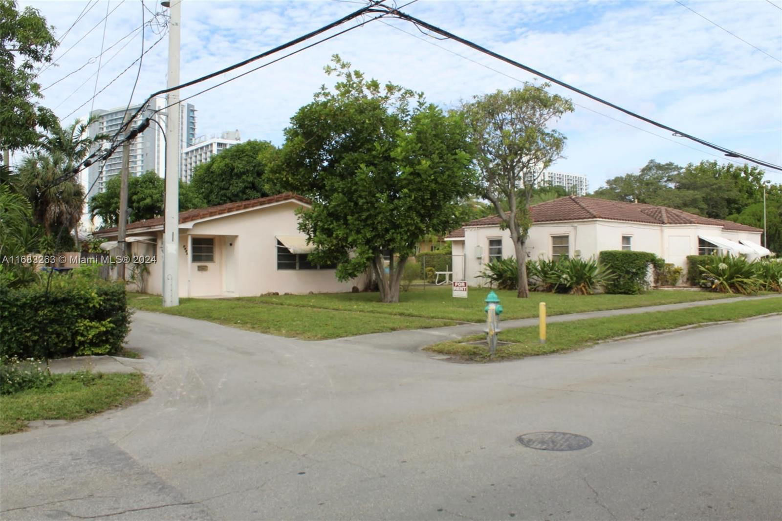 Real estate property located at 1600 Van Buren St, Broward, HOLLYWOOD, Hollywood, FL