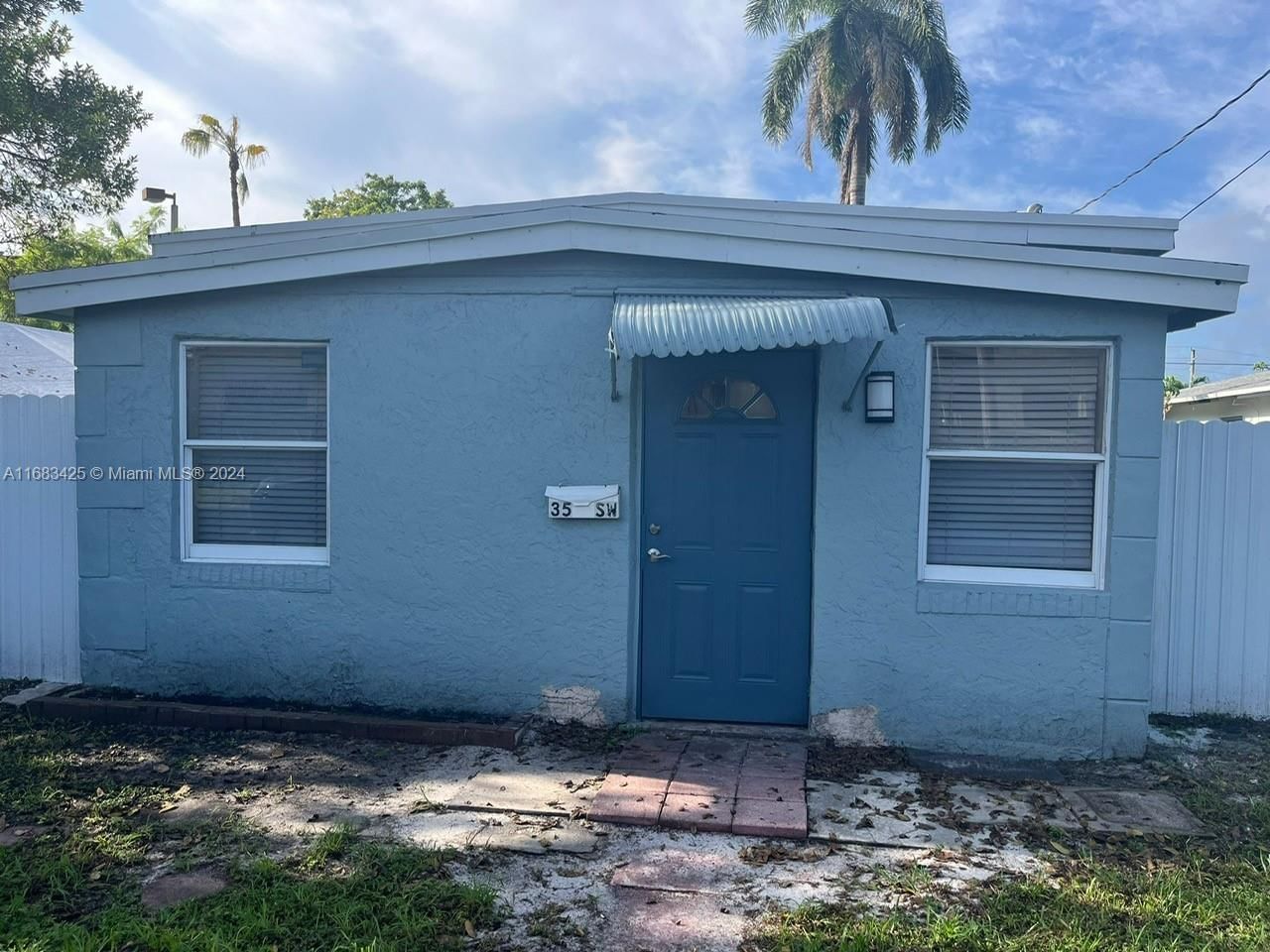 Real estate property located at 35 SW 10th Street, Broward, HALLANDALE PARK NO 5, Hallandale Beach, FL