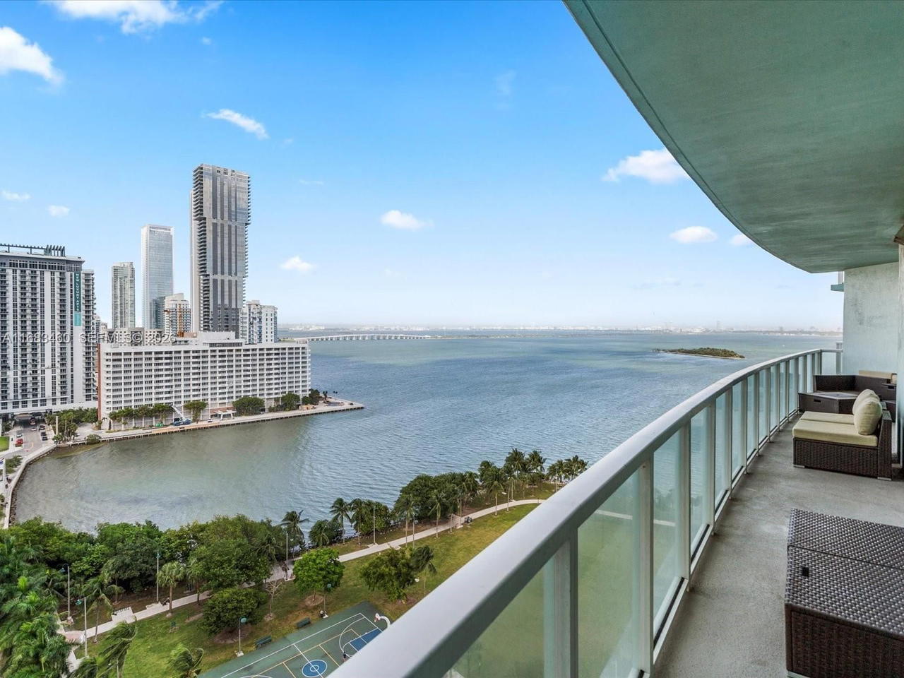 Real estate property located at 1900 Bayshore Dr #1704, Miami-dade, Quantum On The Bay Condo, Miami, FL