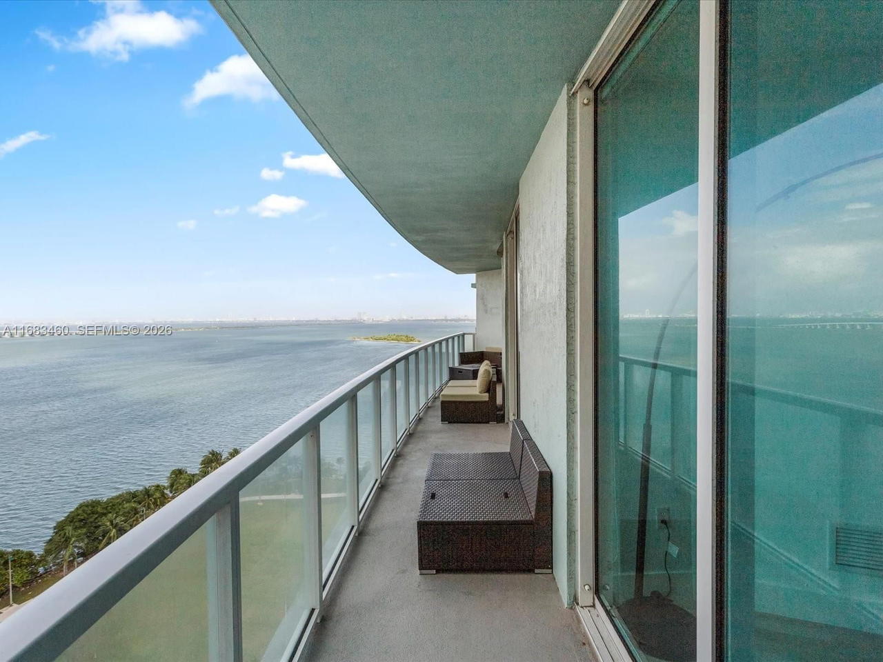 Real estate property located at 1900 Bayshore Dr #1704, Miami-dade, Quantum On The Bay Condo, Miami, FL