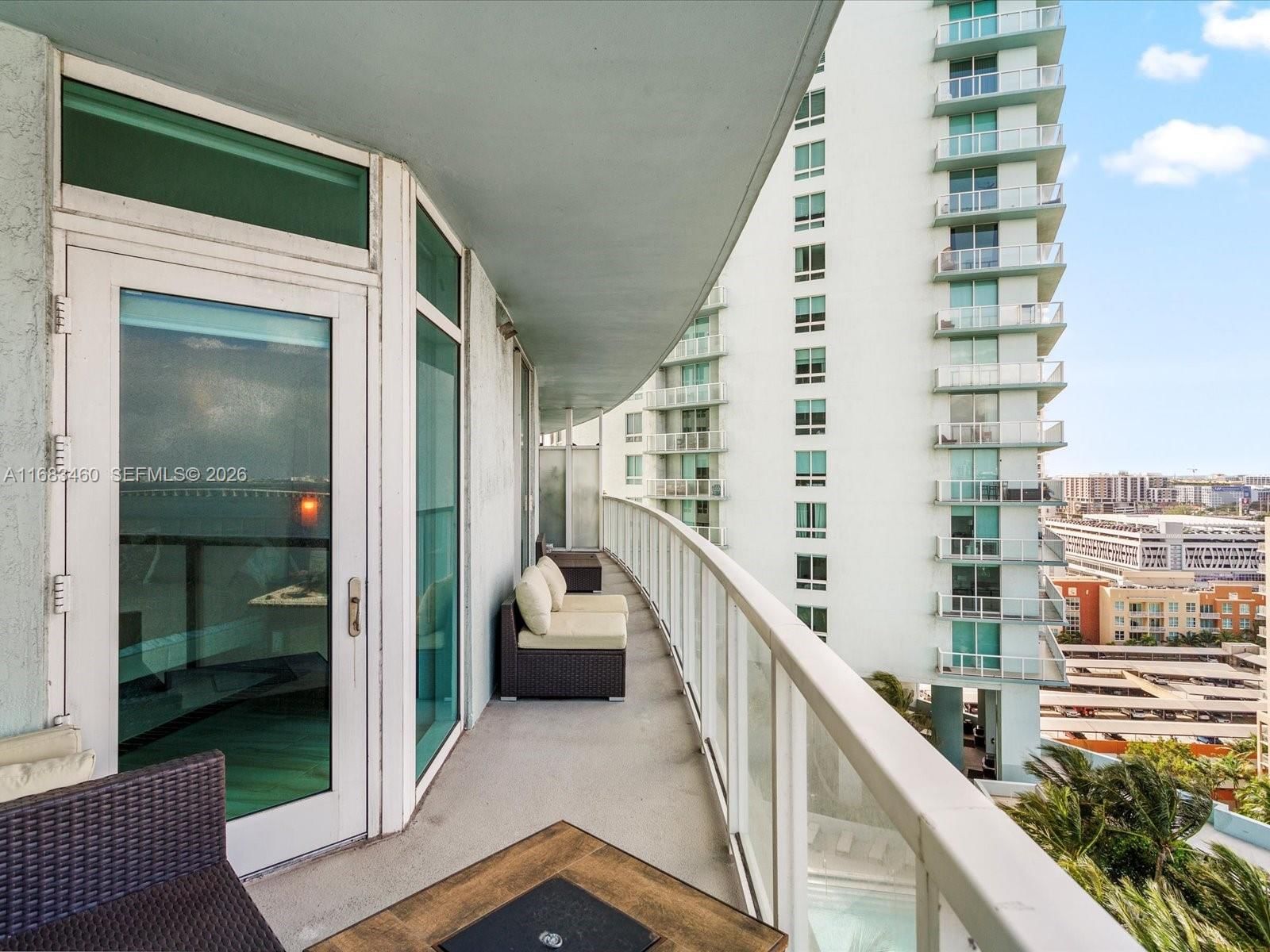 Real estate property located at 1900 Bayshore Dr #1704, Miami-dade, Quantum On The Bay Condo, Miami, FL