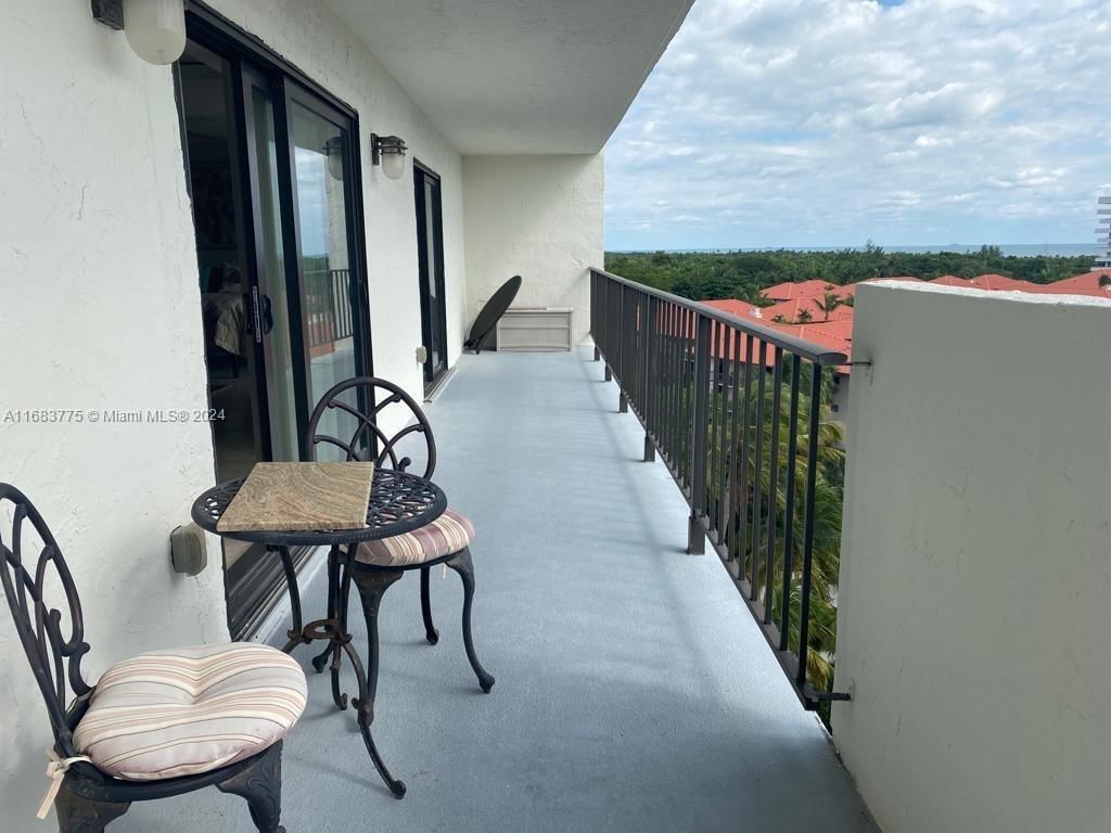 Real estate property located at 77 Crandon Blvd #9E, Miami-Dade, THE PALMS OF KEY BISCAYNE, Key Biscayne, FL