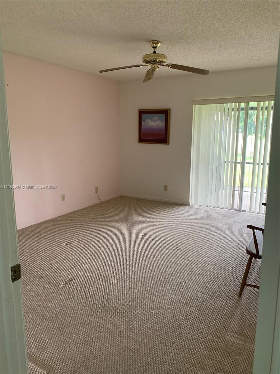 Real estate property located at 7446 Pinewalk Dr S #9-2, Broward, Holiday Springs Village, Margate, FL