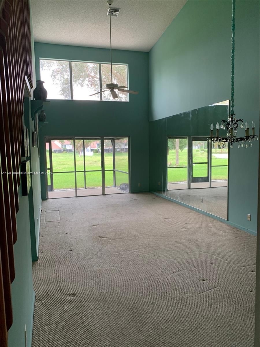 Real estate property located at 7446 Pinewalk Dr S #9-2, Broward, Holiday Springs Village, Margate, FL