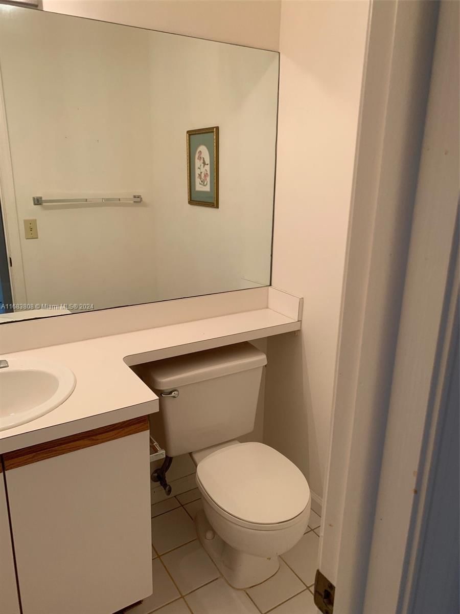Real estate property located at 7446 Pinewalk Dr S #9-2, Broward, Holiday Springs Village, Margate, FL