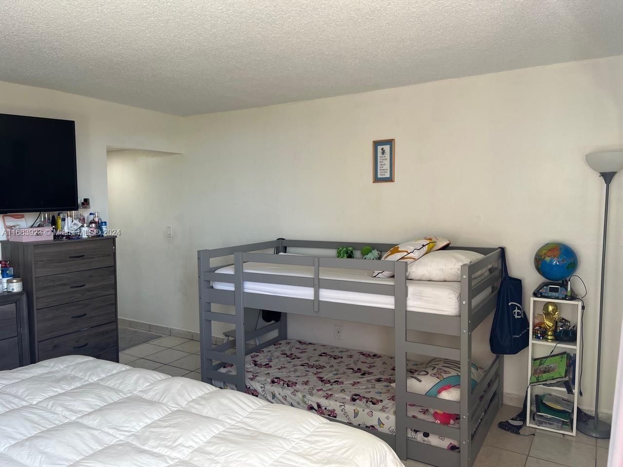 Real estate property located at 802 87th Ave #418, Miami-dade, Sandalwood Condo Apts, Miami, FL
