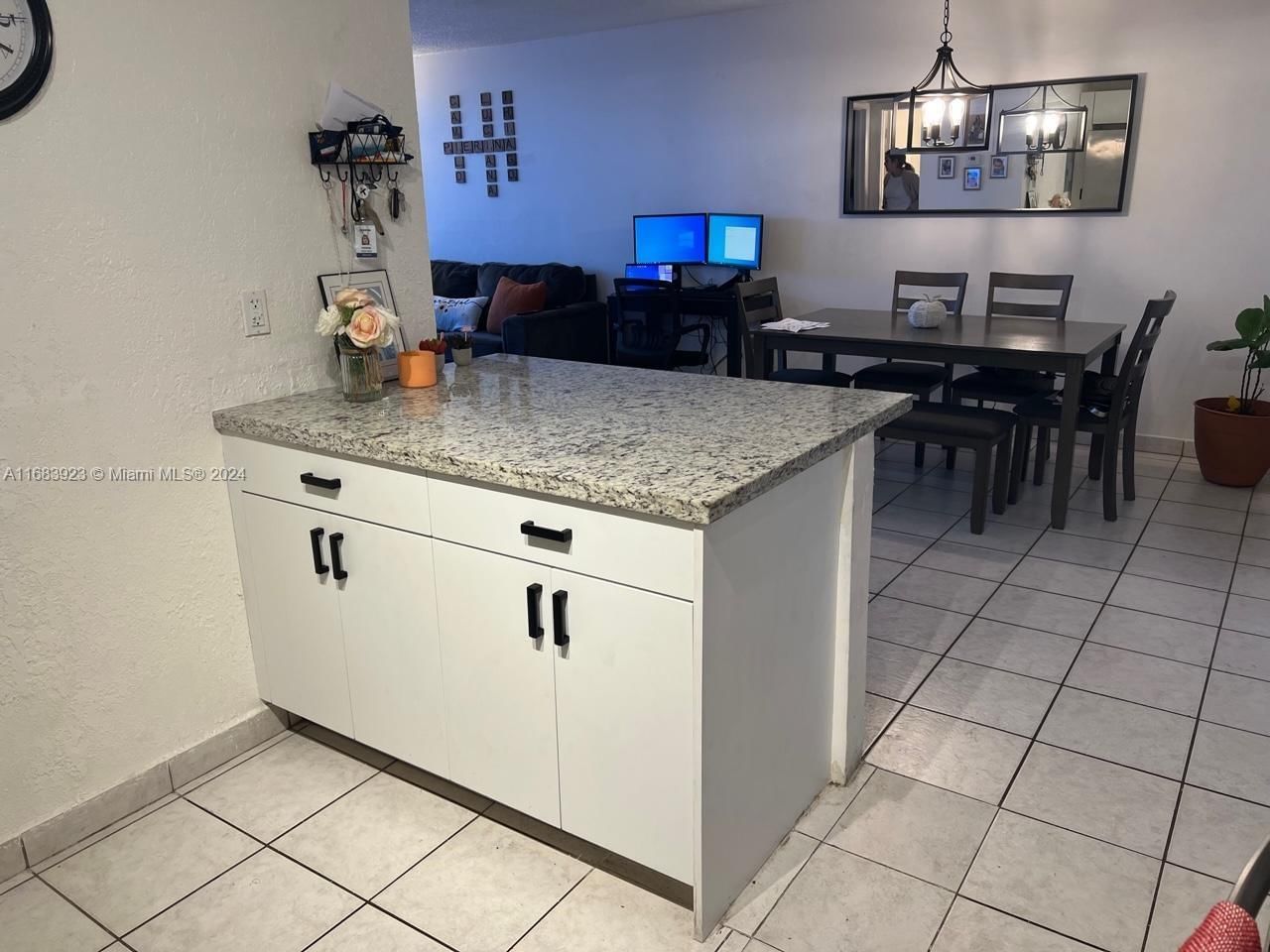 Real estate property located at 802 87th Ave #418, Miami-dade, Sandalwood Condo Apts, Miami, FL