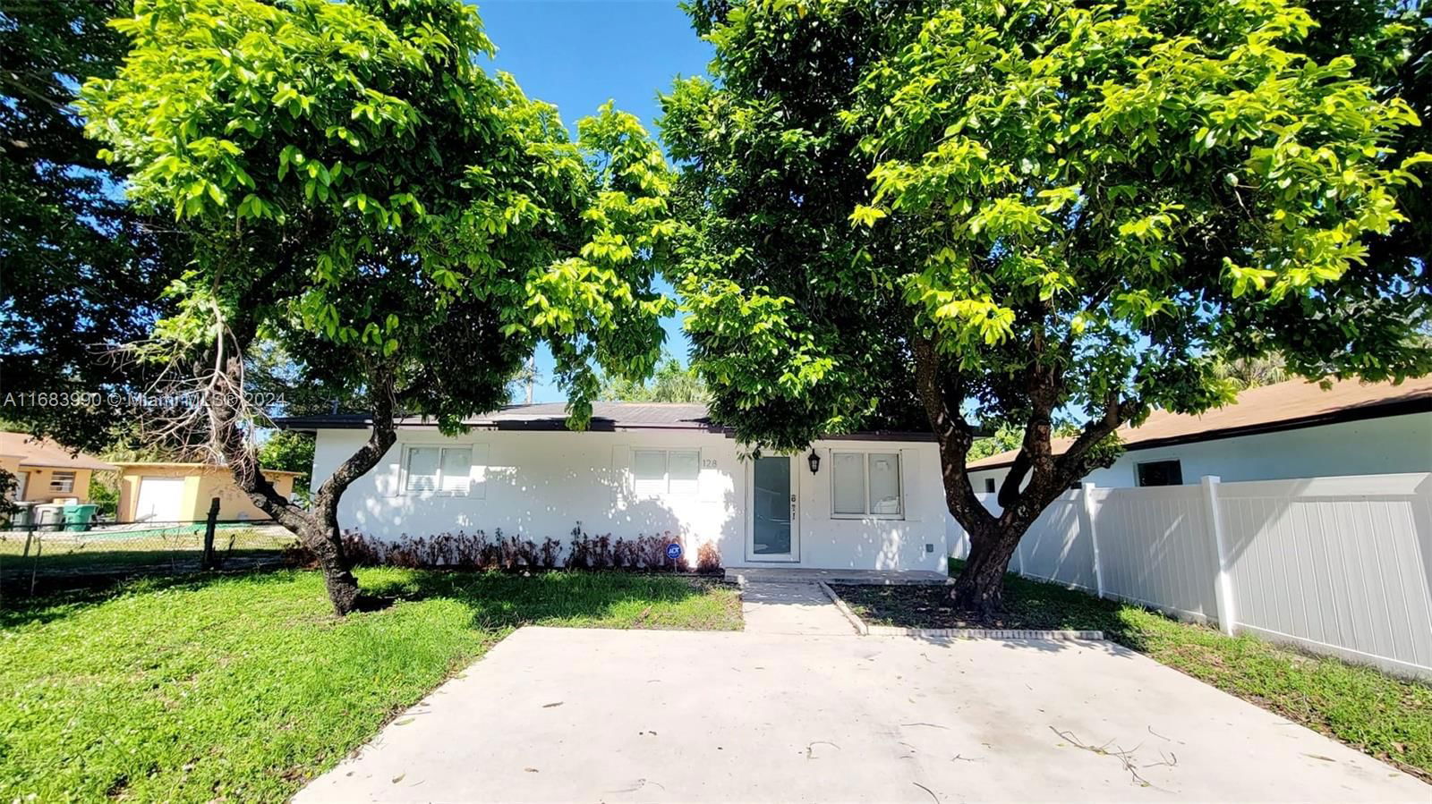 Real estate property located at 128 5 Av, Broward, TOWN OF MODELO (DANIA) B-, Dania Beach, FL