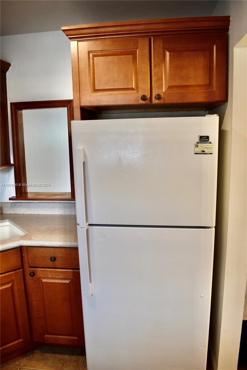 Real estate property located at 220 9th Ave #118, Broward, Parkside Towers Condo, Hallandale Beach, FL