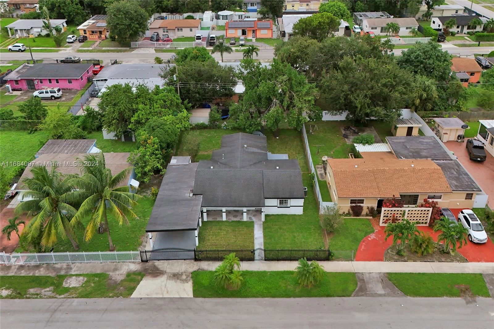 Real estate property located at 2771 172nd Terrace, Miami-Dade, MYRTLE GROVE, Miami Gardens, FL