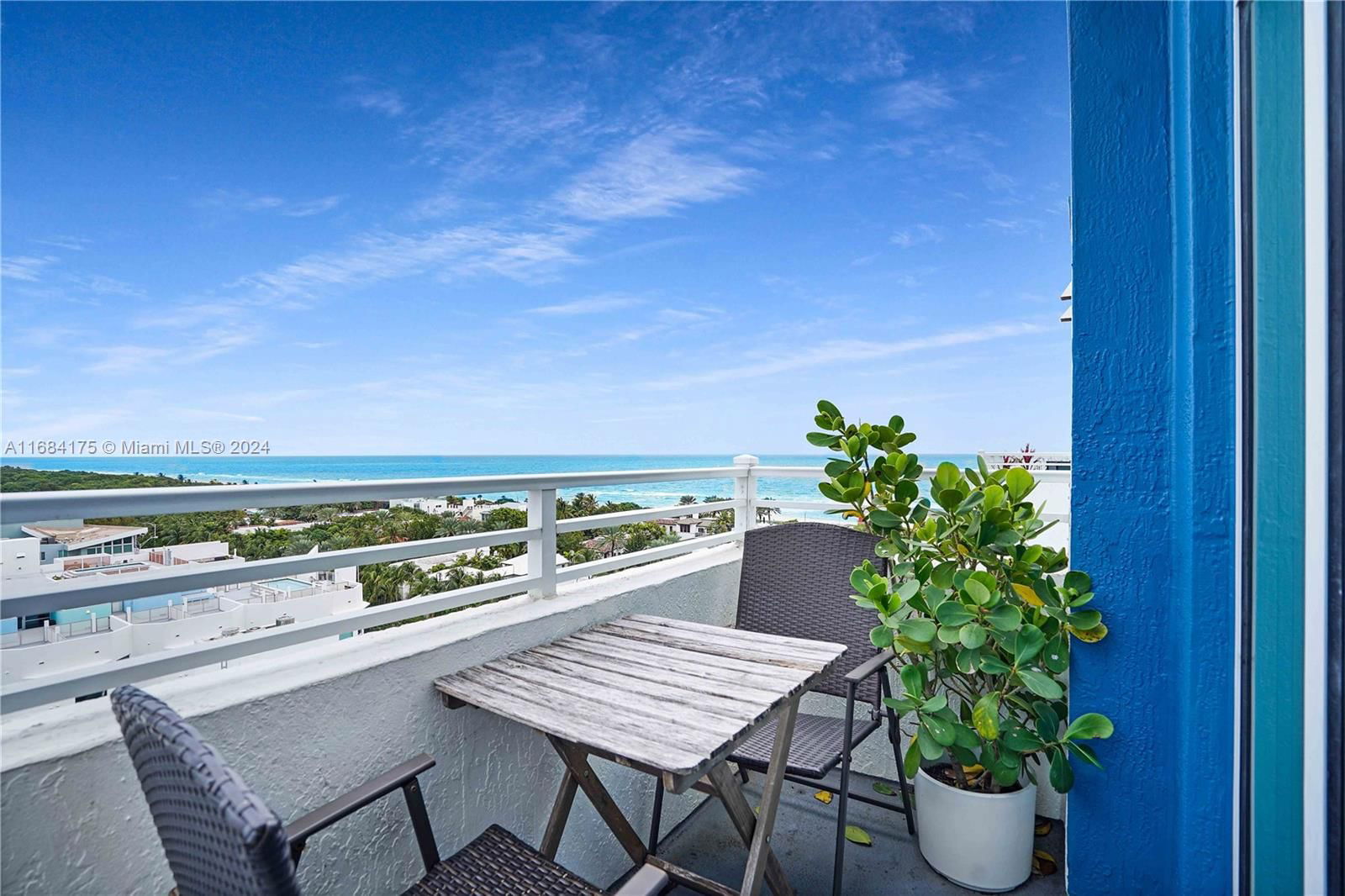 Real estate property located at 7600 Collins Ave PH1207, Miami-Dade, OCEANBLUE CONDO OF MIAMI, Miami Beach, FL