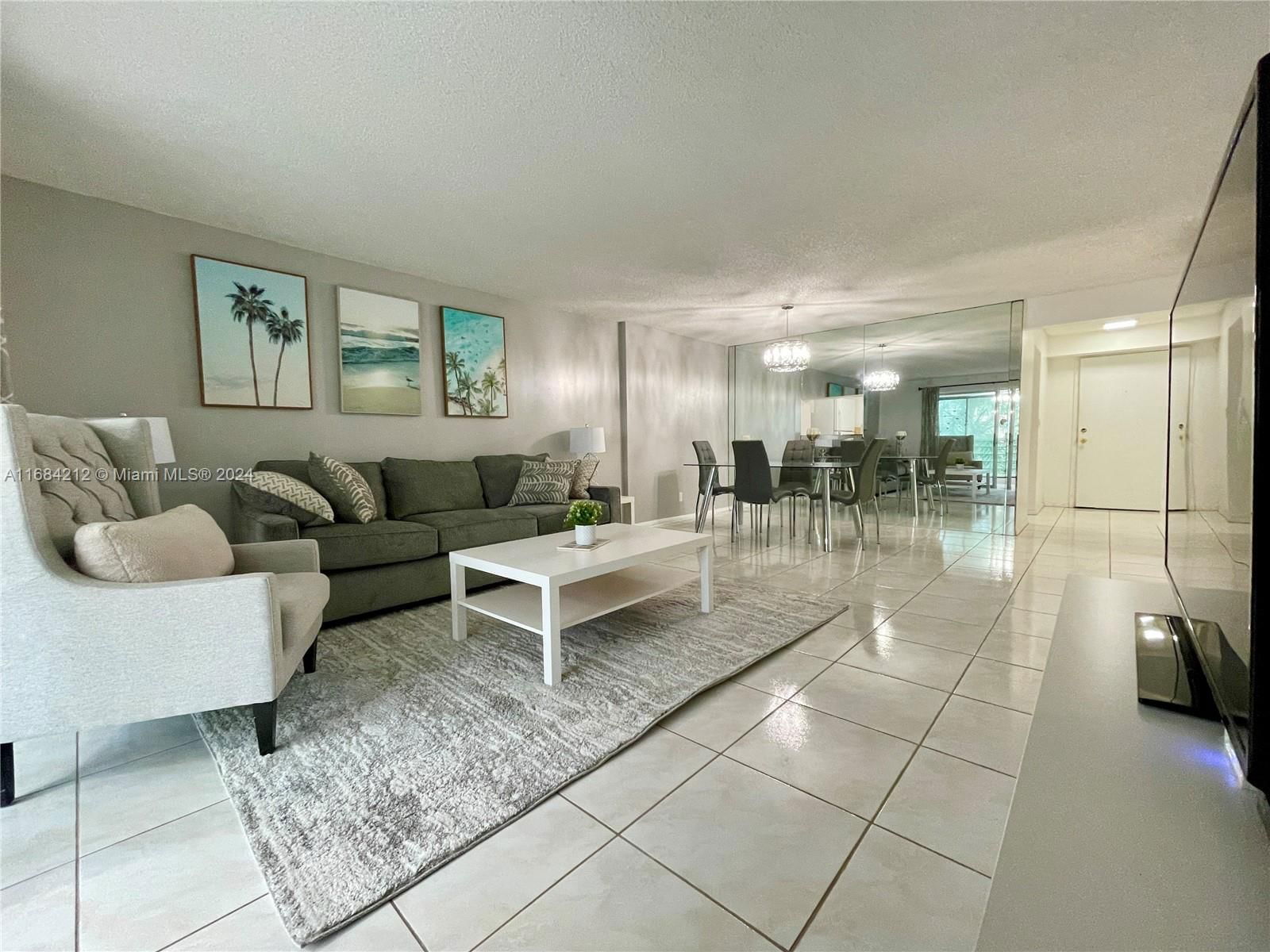 Real estate property located at 131 3rd Ave #305, Broward, MEADOWBROOK LAKES VIEW, Dania Beach, FL