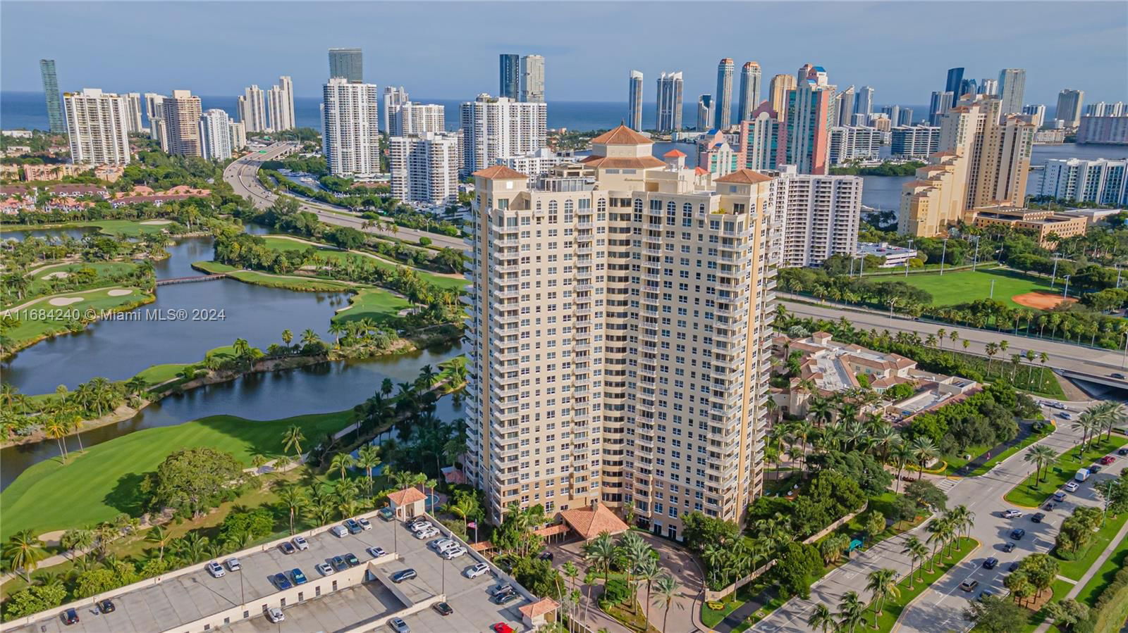 Real estate property located at 19501 Country Club Dr #2201, Miami-Dade, TURNBERRY ON THE GREEN CO, Aventura, FL