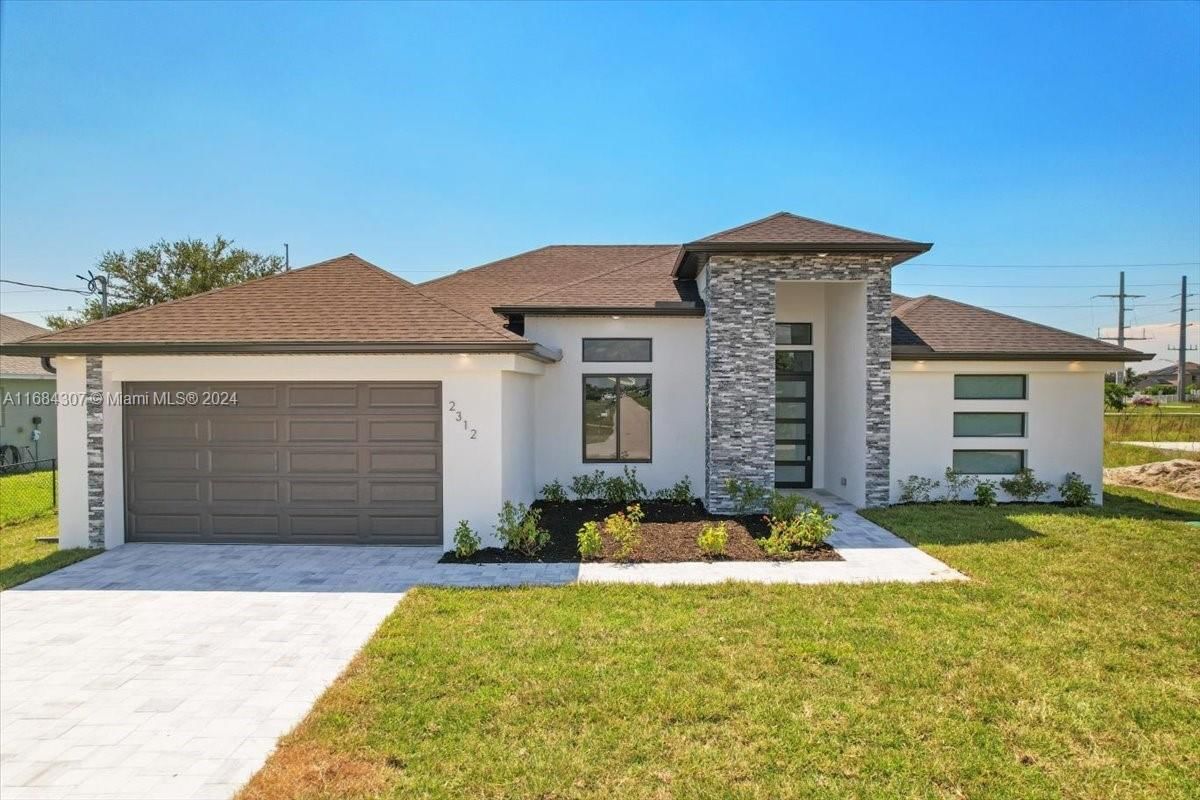 Real estate property located at 2312 Juanita Pl, Lee, Cape Coral, Cape Coral, FL