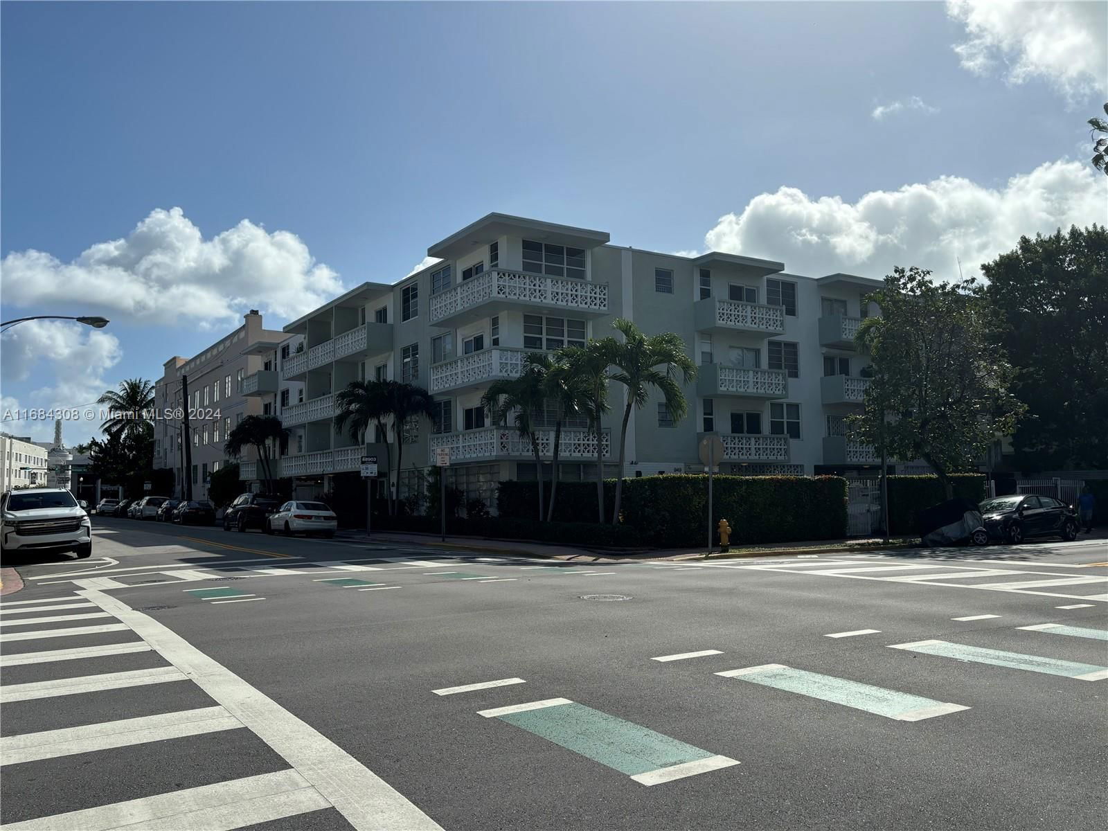 Real estate property located at 949 Pennsylvania Ave #407, Miami-Dade, PENN 10 MANOR CONDO, Miami Beach, FL