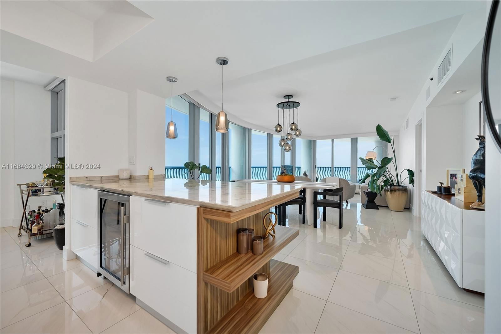 Real estate property located at 1500 Ocean Dr #1201, Miami-Dade, 1500 OCEAN DRIVE CONDO, Miami Beach, FL