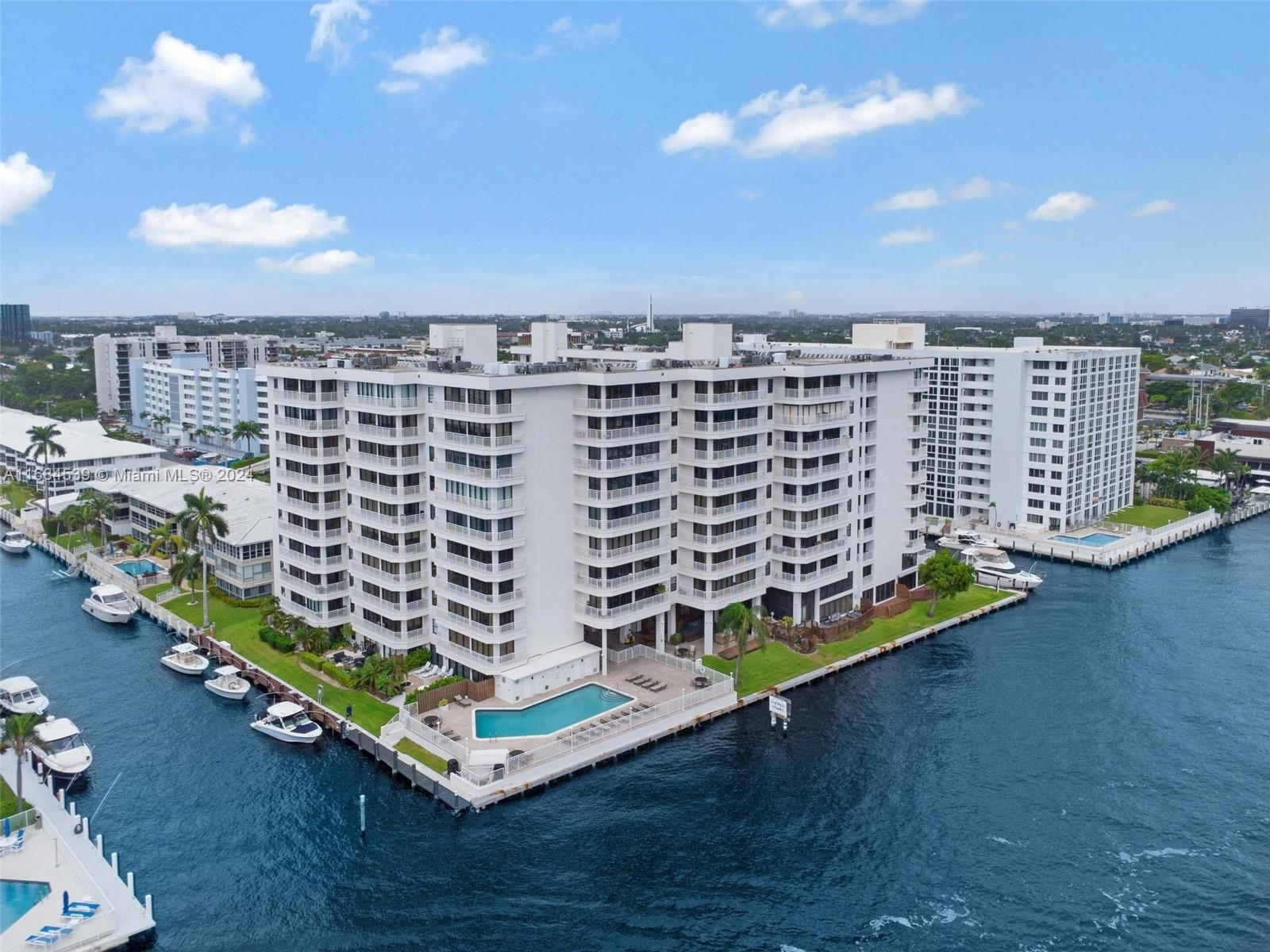 Real estate property located at 3100 48th St #210, Broward, PILOT HOUSE CONDO, Fort Lauderdale, FL