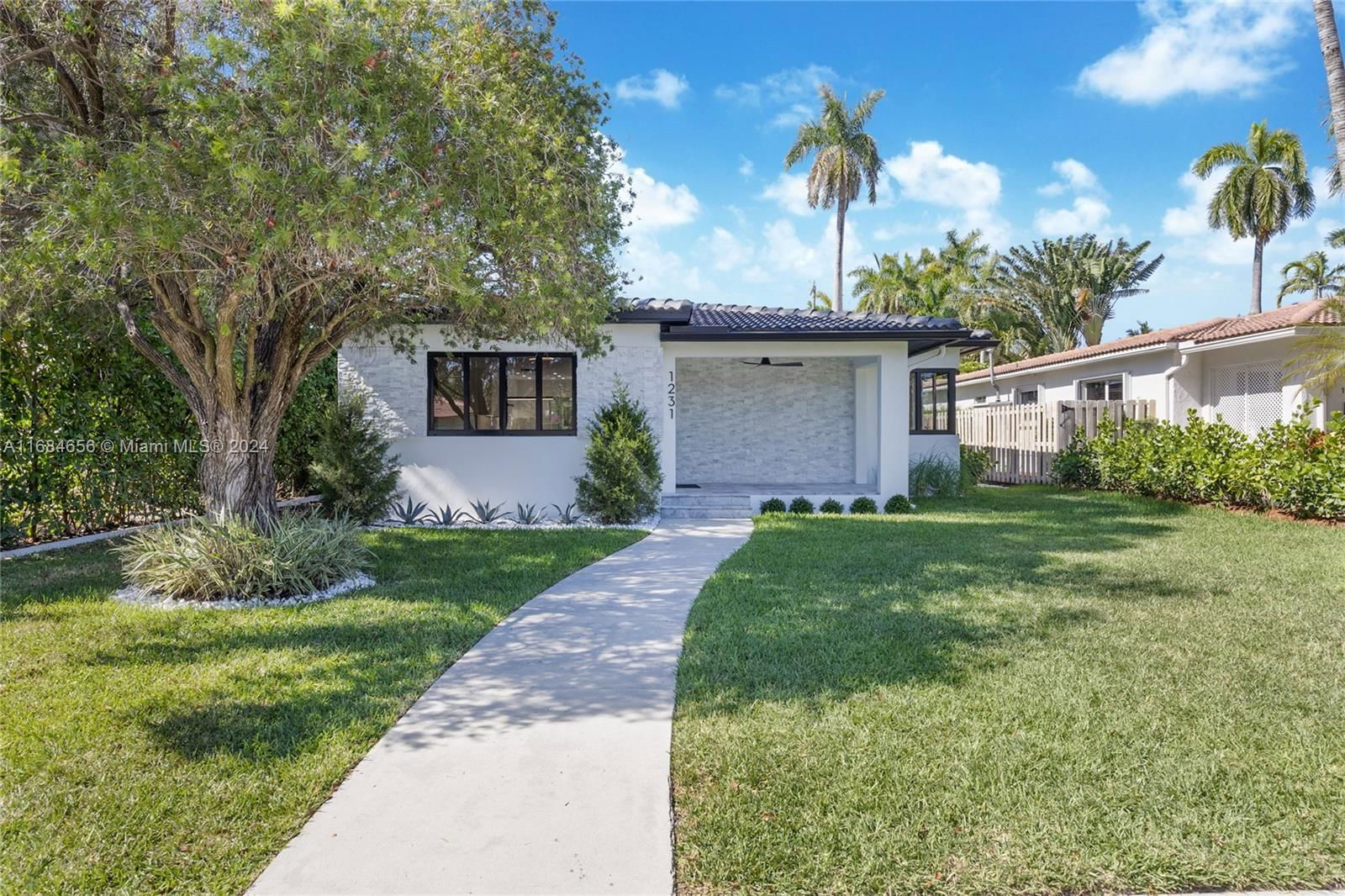 Real estate property located at 1231 Van Buren St, Broward, HOLLYWOOD LAKES SECTION, Hollywood, FL