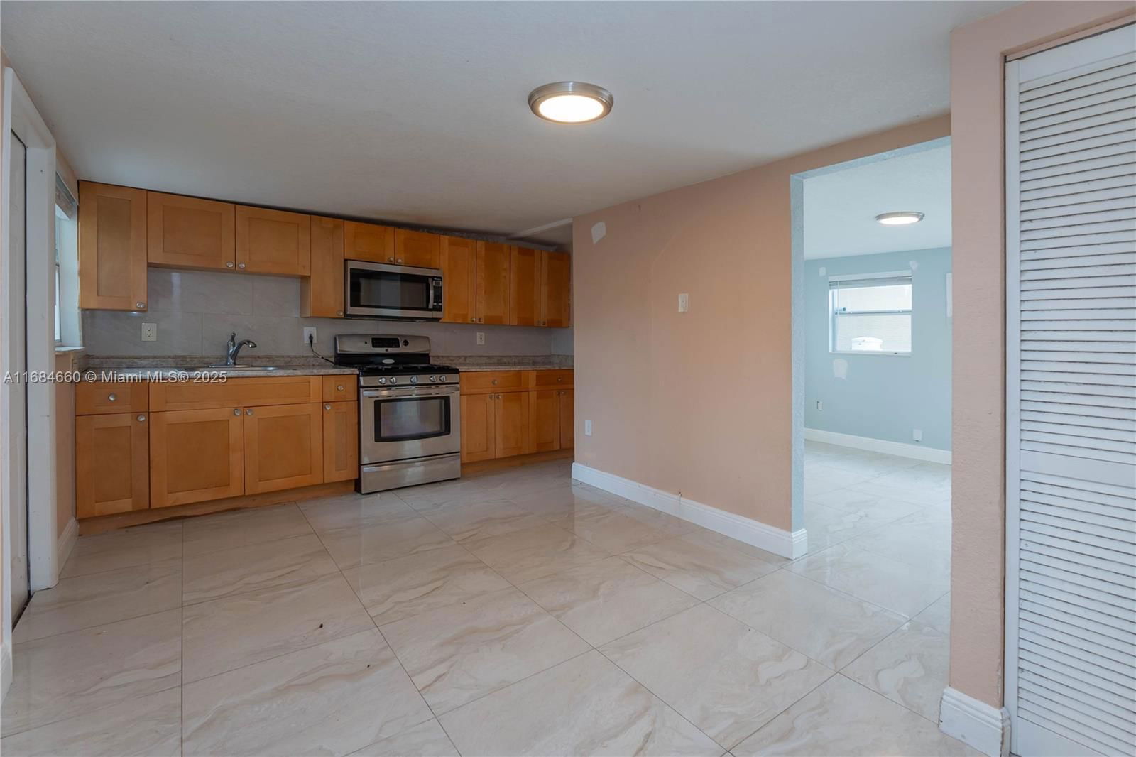 Real estate property located at 2250 103rd St, Miami-dade, Acme Gulfair, Miami, FL