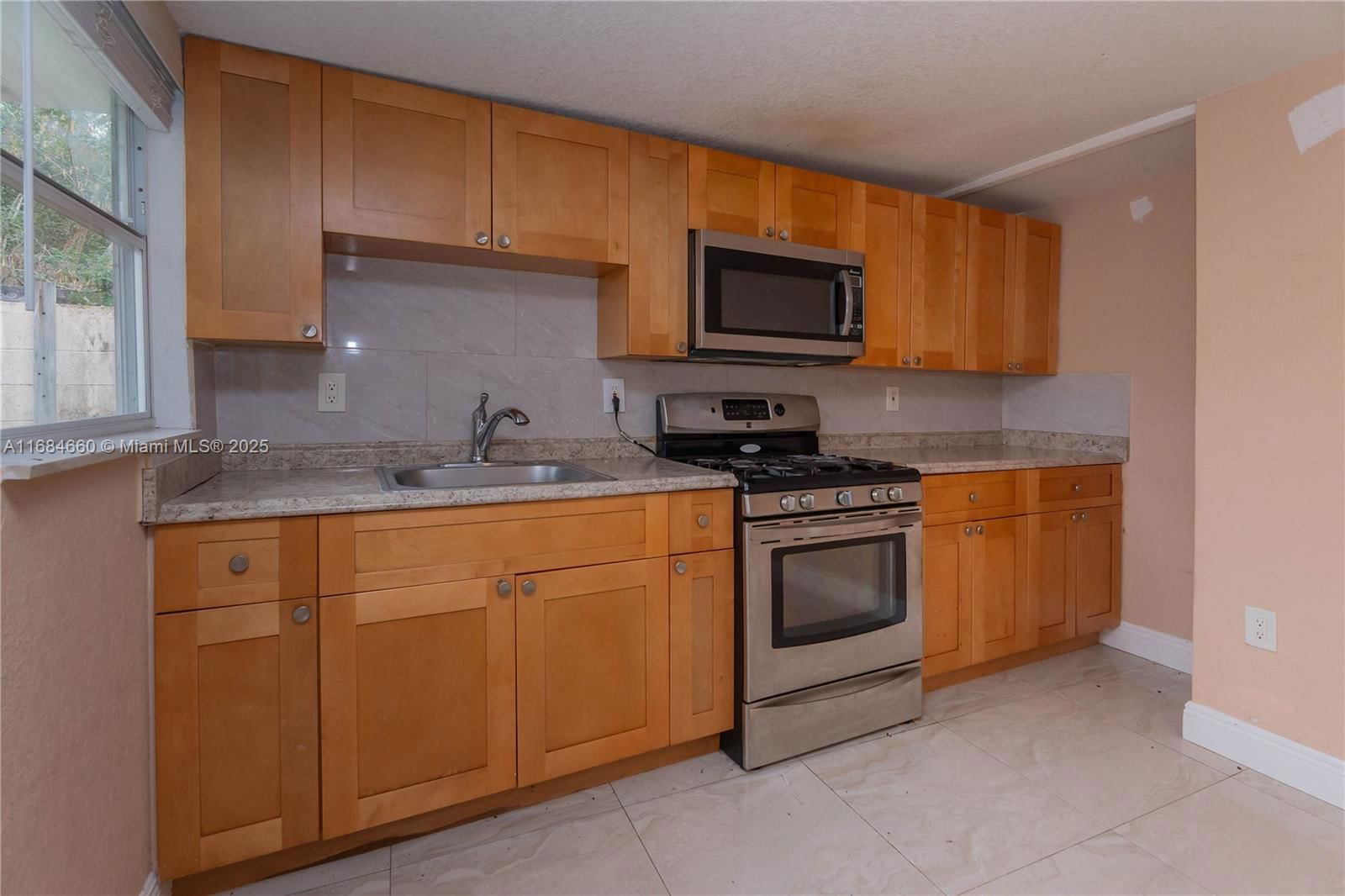 Real estate property located at 2250 103rd St, Miami-dade, Acme Gulfair, Miami, FL