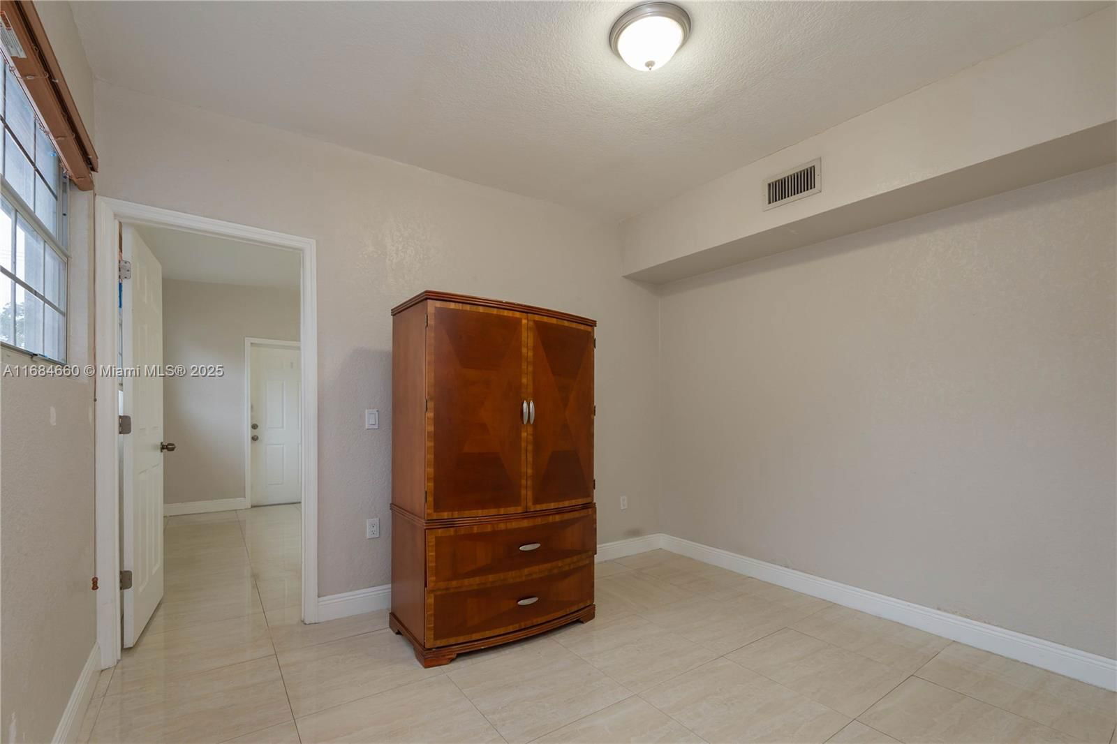 Real estate property located at 2250 103rd St, Miami-dade, Acme Gulfair, Miami, FL