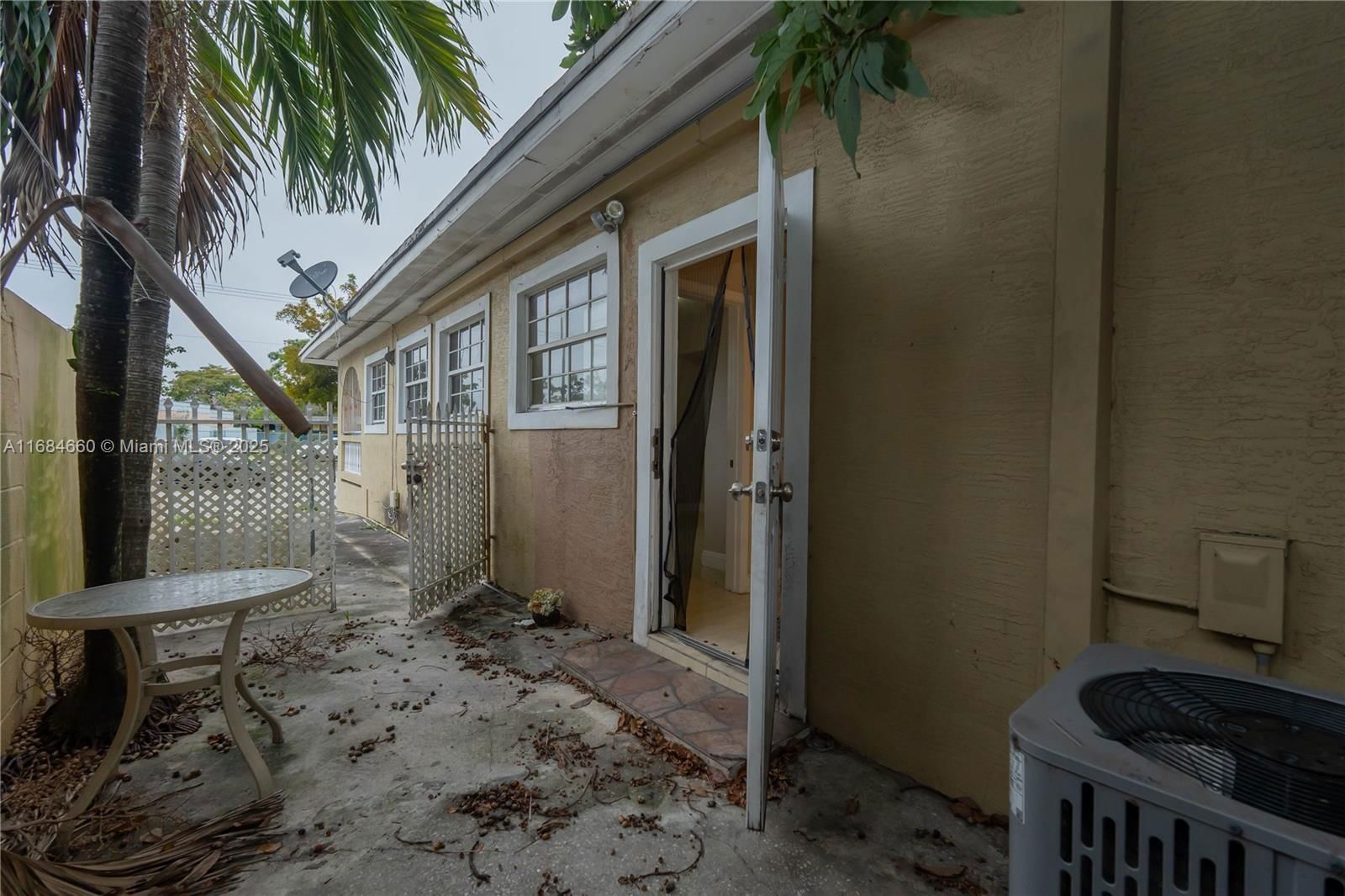Real estate property located at 2250 103rd St, Miami-dade, Acme Gulfair, Miami, FL