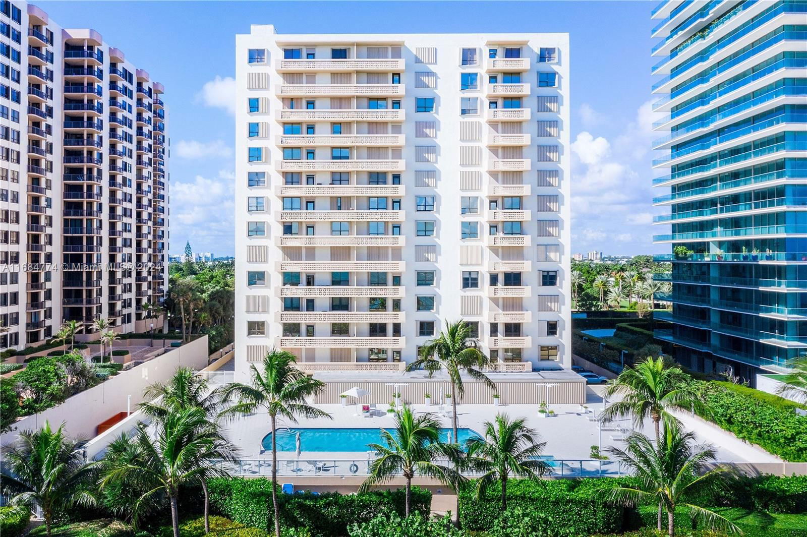 Real estate property located at 10185 Collins Ave #1014, Miami-dade, The Plaza Of Bal Harbour, Bal Harbour, FL