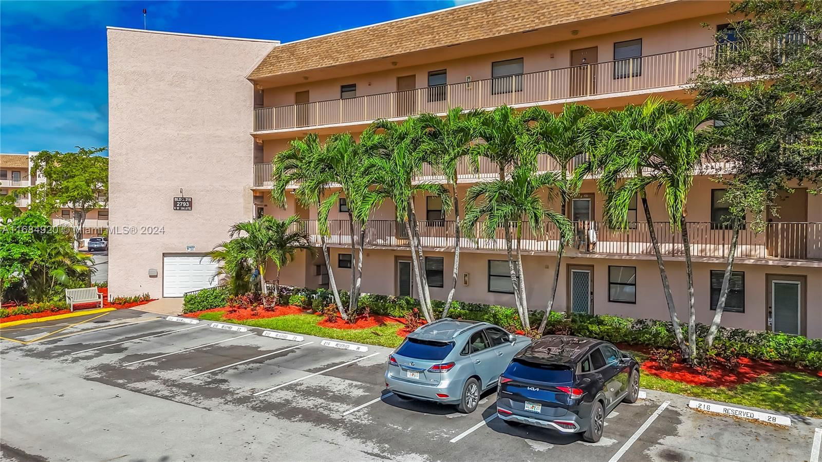 Real estate property located at 2793 104th Ave #410, Broward, SUNRISE LAKES 216 CONDO, Sunrise, FL