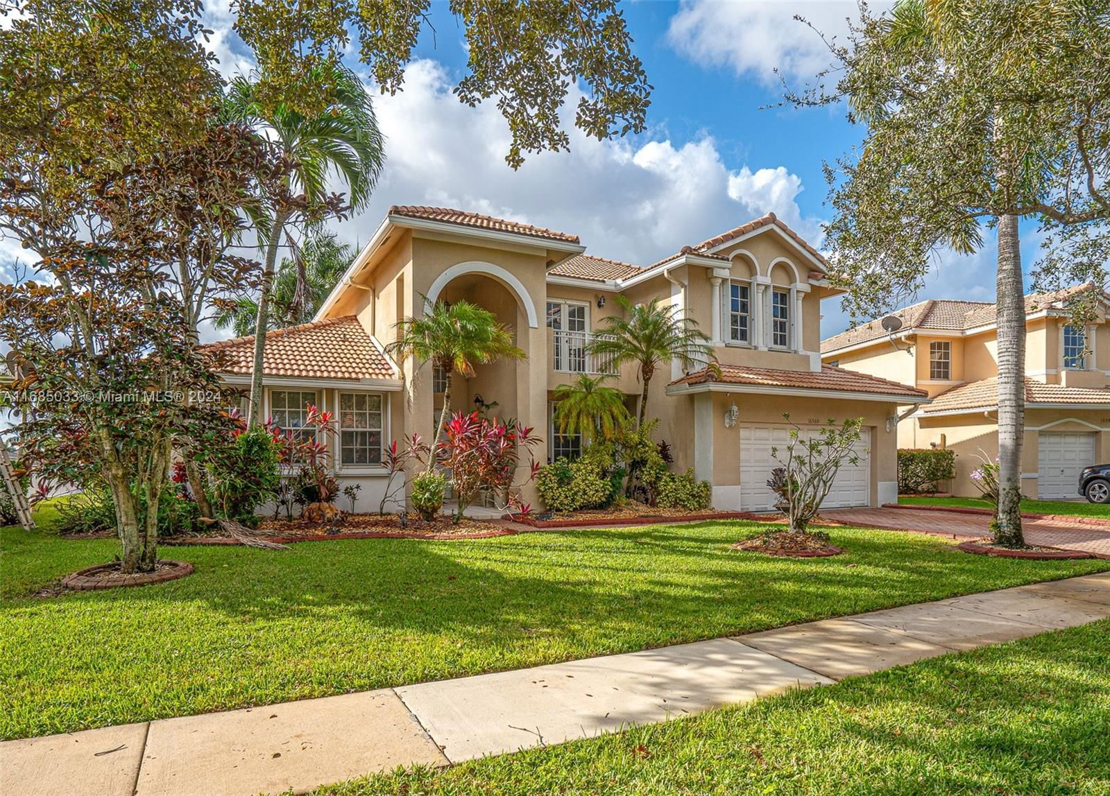 Real estate property located at 16560 11th Ct, Broward, WESTFORK 1 PLAT, Pembroke Pines, FL