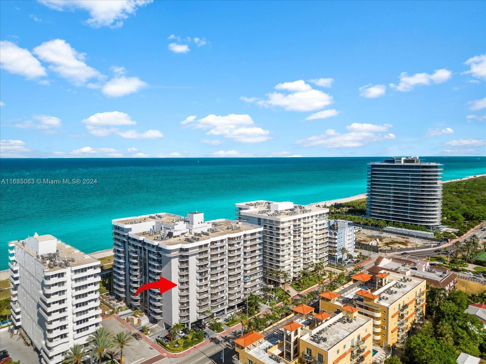 Real estate property located at 8877 Collins Ave #704, Miami-Dade, CHAMPLAIN TOWERS NORTH CO, Surfside, FL