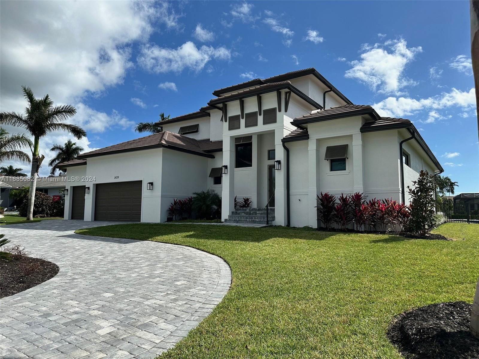 Real estate property located at 654 Bamboo Ct, Collier, Marco Island, Marco Island, FL