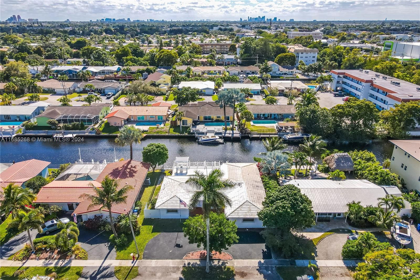 Real estate property located at 1418 57th Ct, Broward, CORAL RIDGE ISLES, Fort Lauderdale, FL