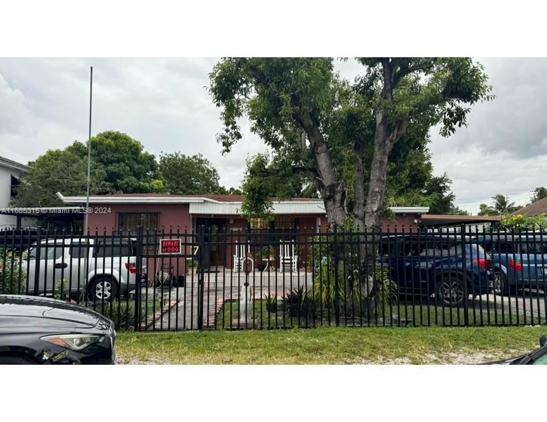 Real estate property located at 10512 33rd Ave, Miami-Dade, ACME GULFAIR 2ND ADDN, Miami, FL